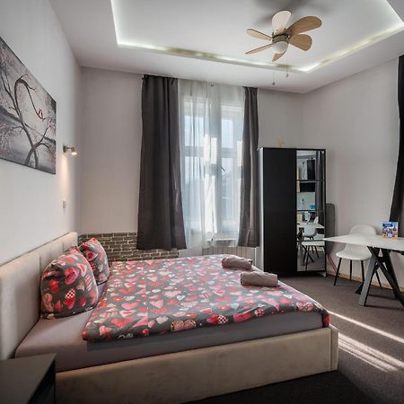 70S Business Room Krasków Εξωτερικό φωτογραφία