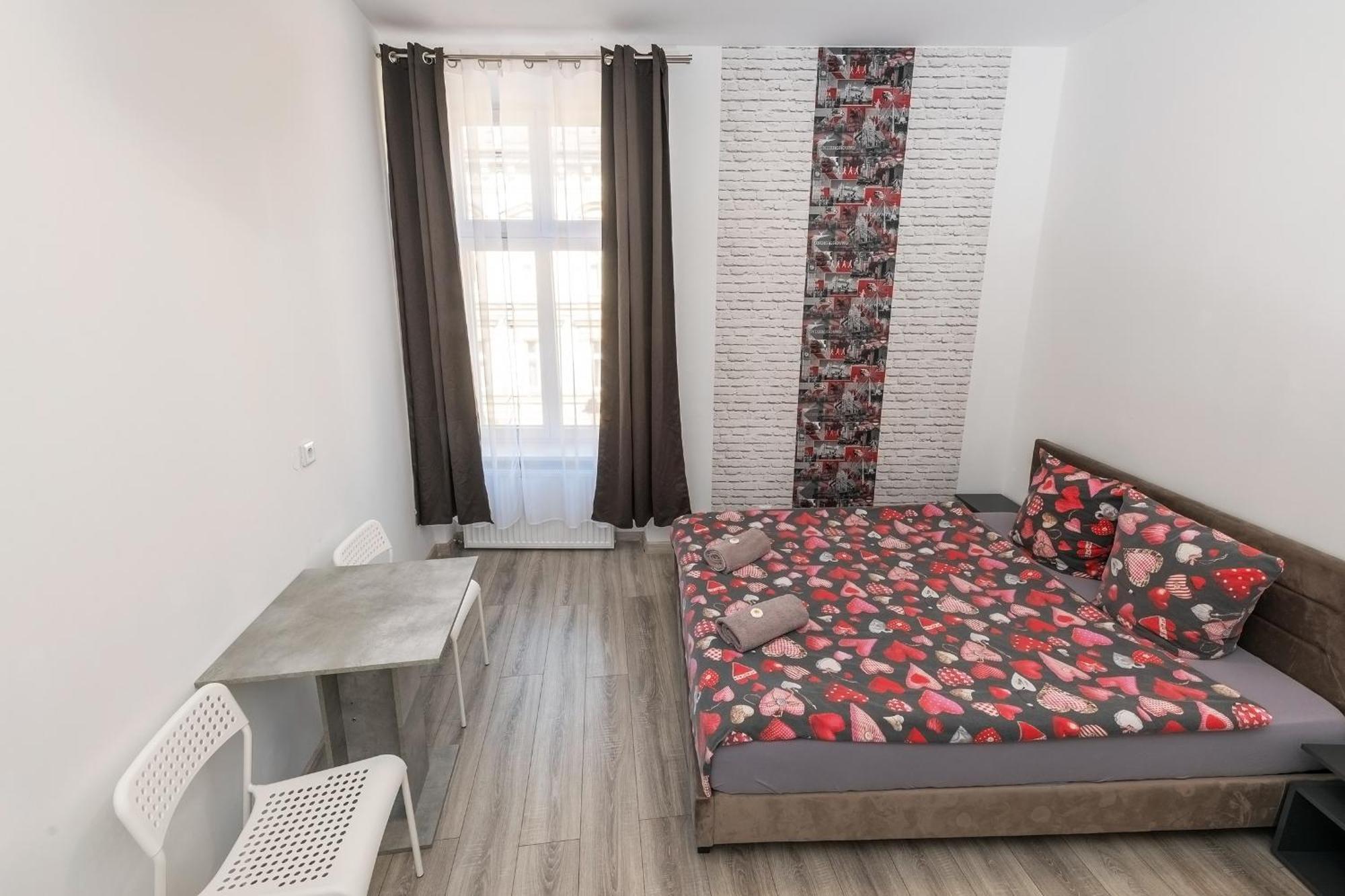 70S Business Room Krasków Εξωτερικό φωτογραφία