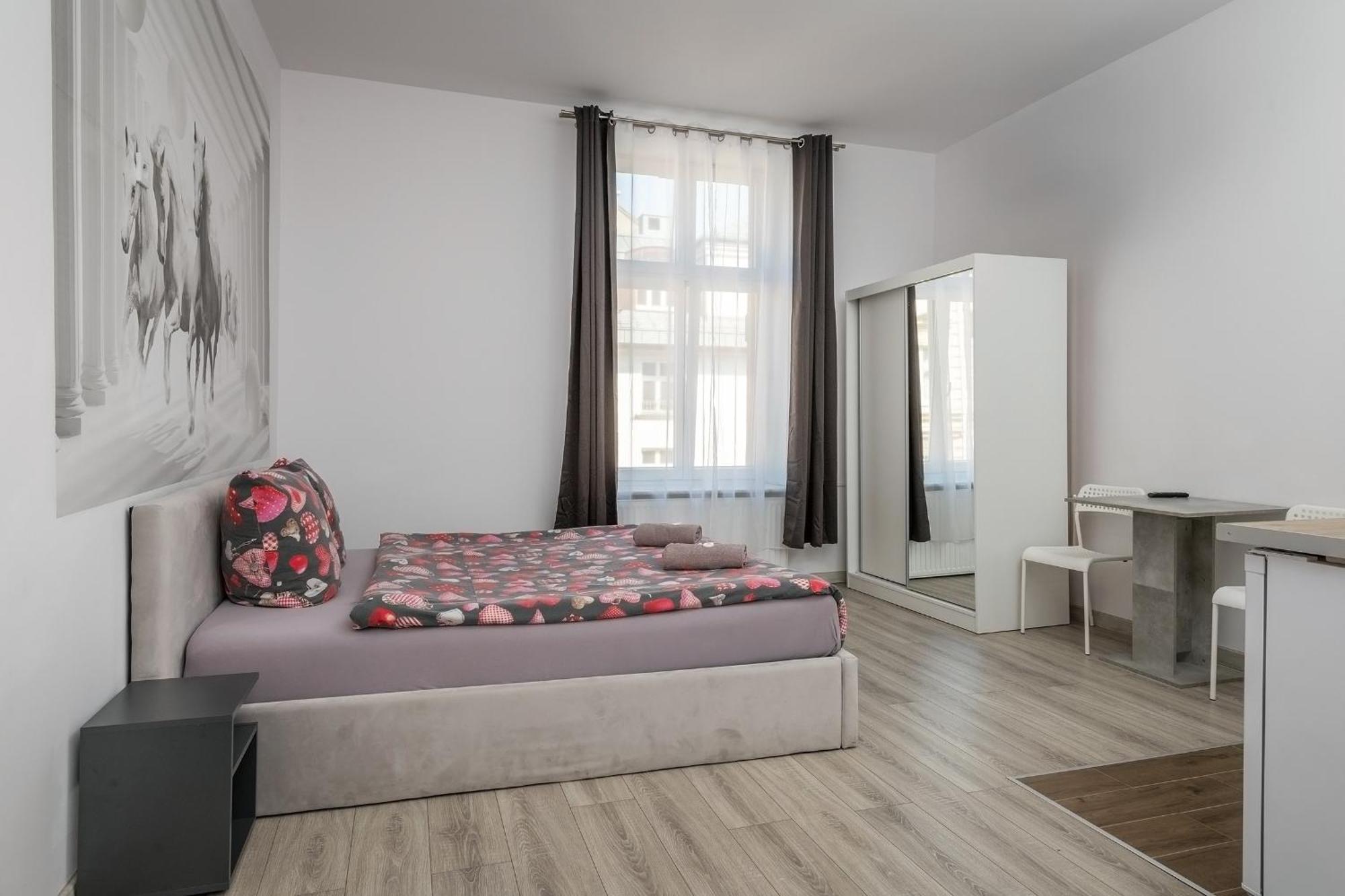 70S Business Room Krasków Εξωτερικό φωτογραφία