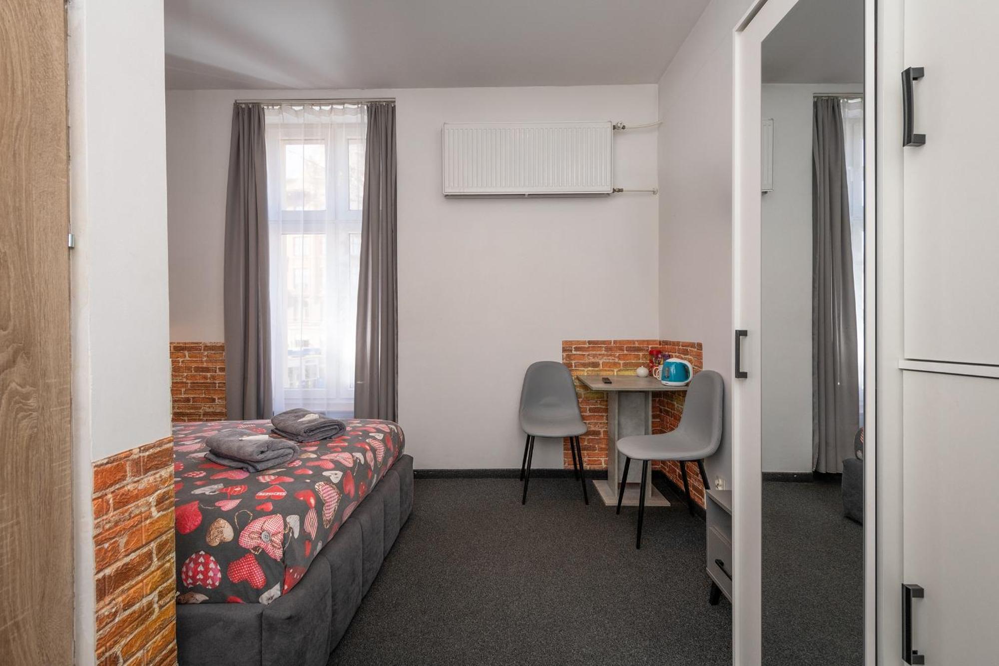 70S Business Room Krasków Εξωτερικό φωτογραφία